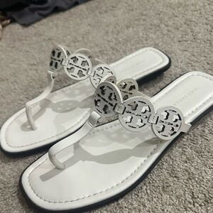 TINY MILLER THONG SANDAL, LEATHER